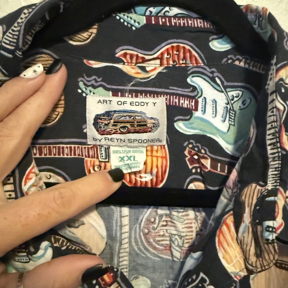 Reyn Spooner 'Art Of Eddy Y' Guitar Print Button-Up Shirt Sz XXL - Picture 3 of 6